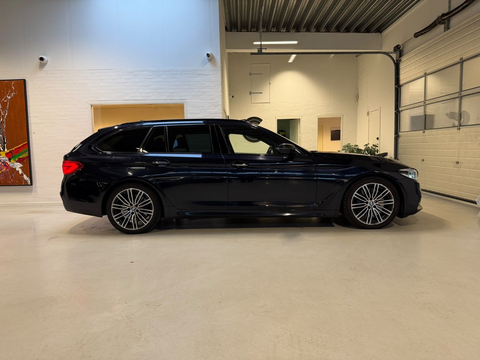 Sort BMW 540d fra 2019