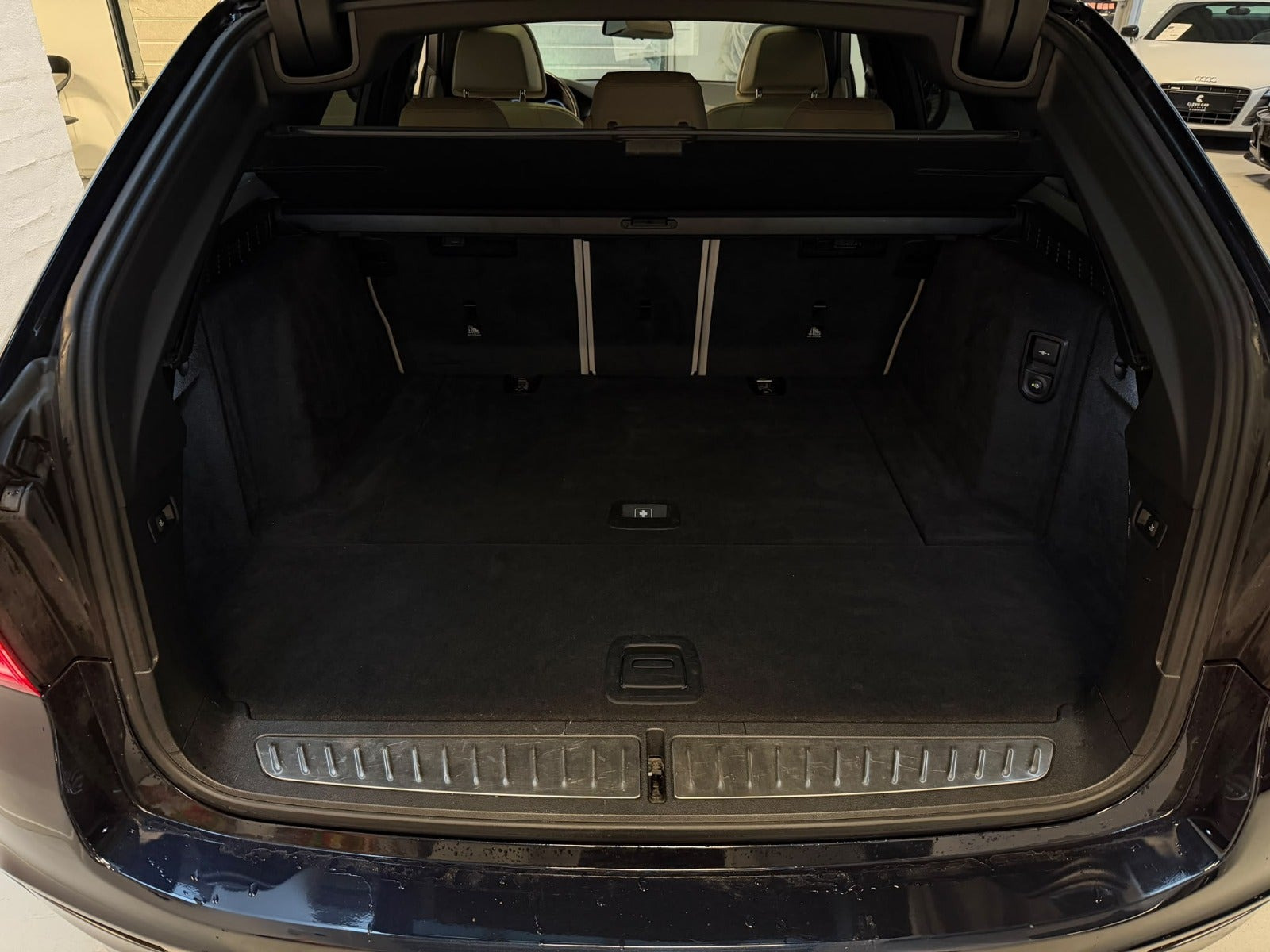Sort BMW 540d fra 2019