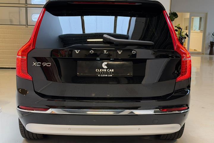 Sort Volvo XC90 fra 2022