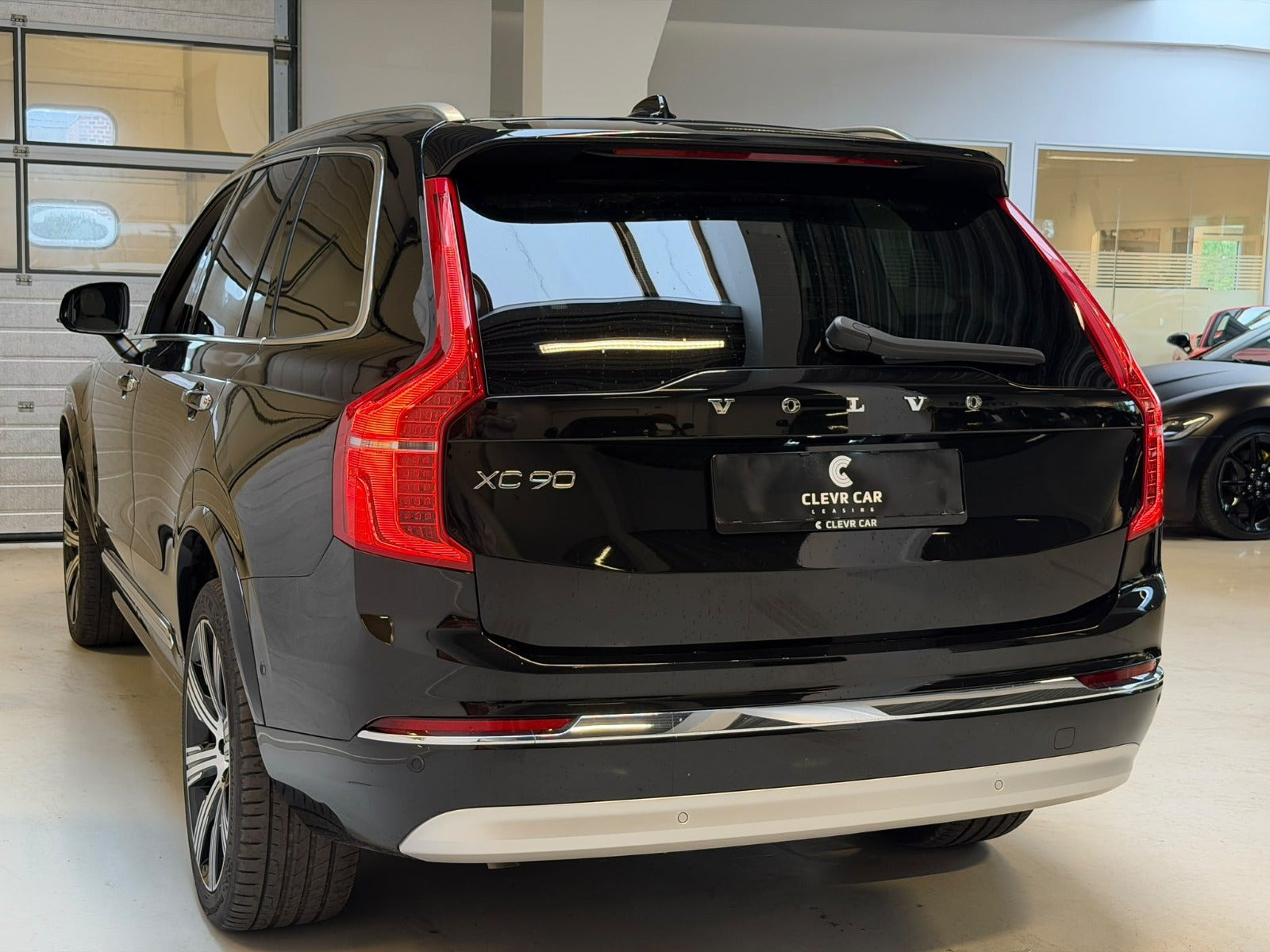 Sort Volvo XC90 fra 2022