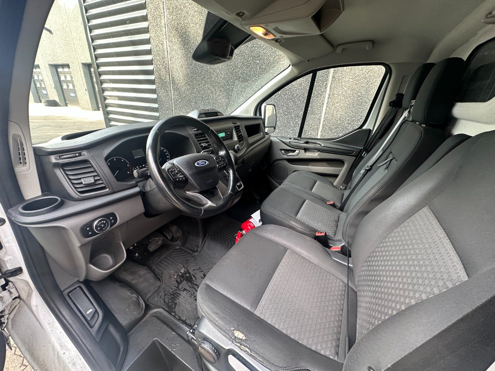 Hvid Ford Transit 350 L2 Van fra 2021