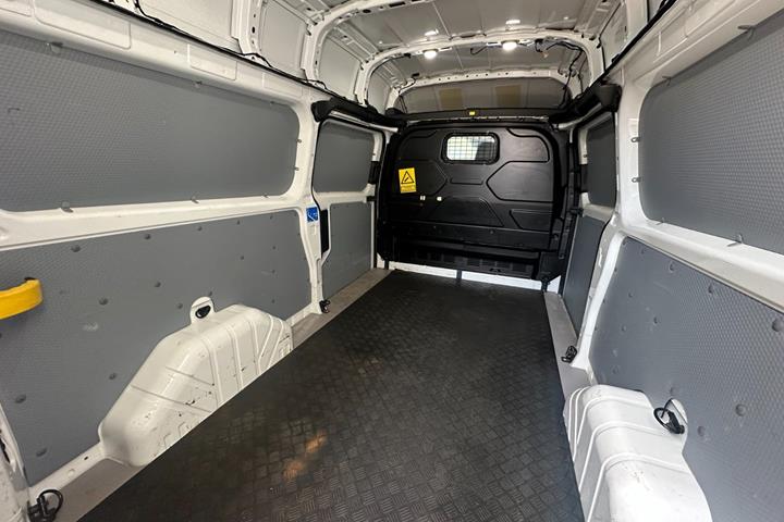 Hvid Ford Transit 350 L2 Van fra 2021