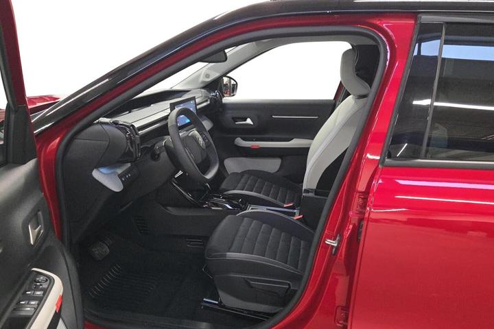 Rød Citroën e-C3 Aircross fra 2025