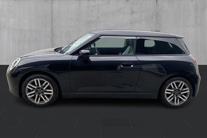 Sort Mini Cooper SE fra 2024