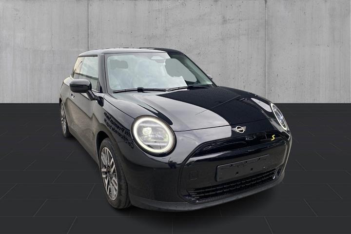 Sort Mini Cooper SE fra 2024