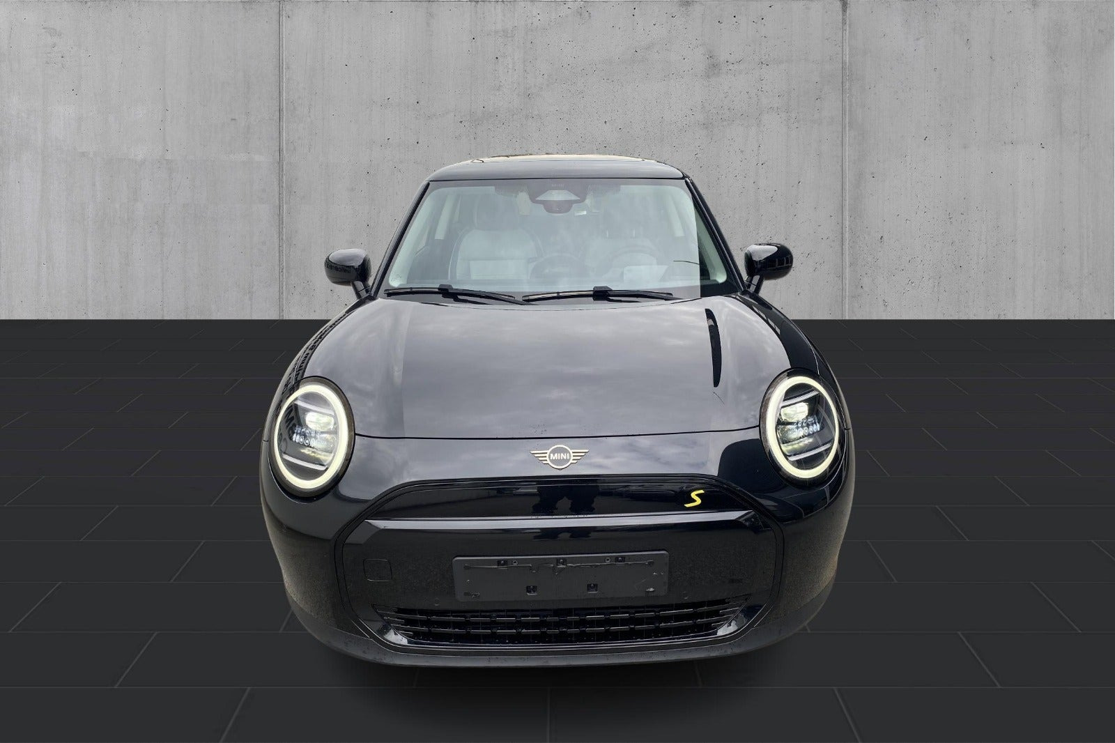 Sort Mini Cooper SE fra 2024