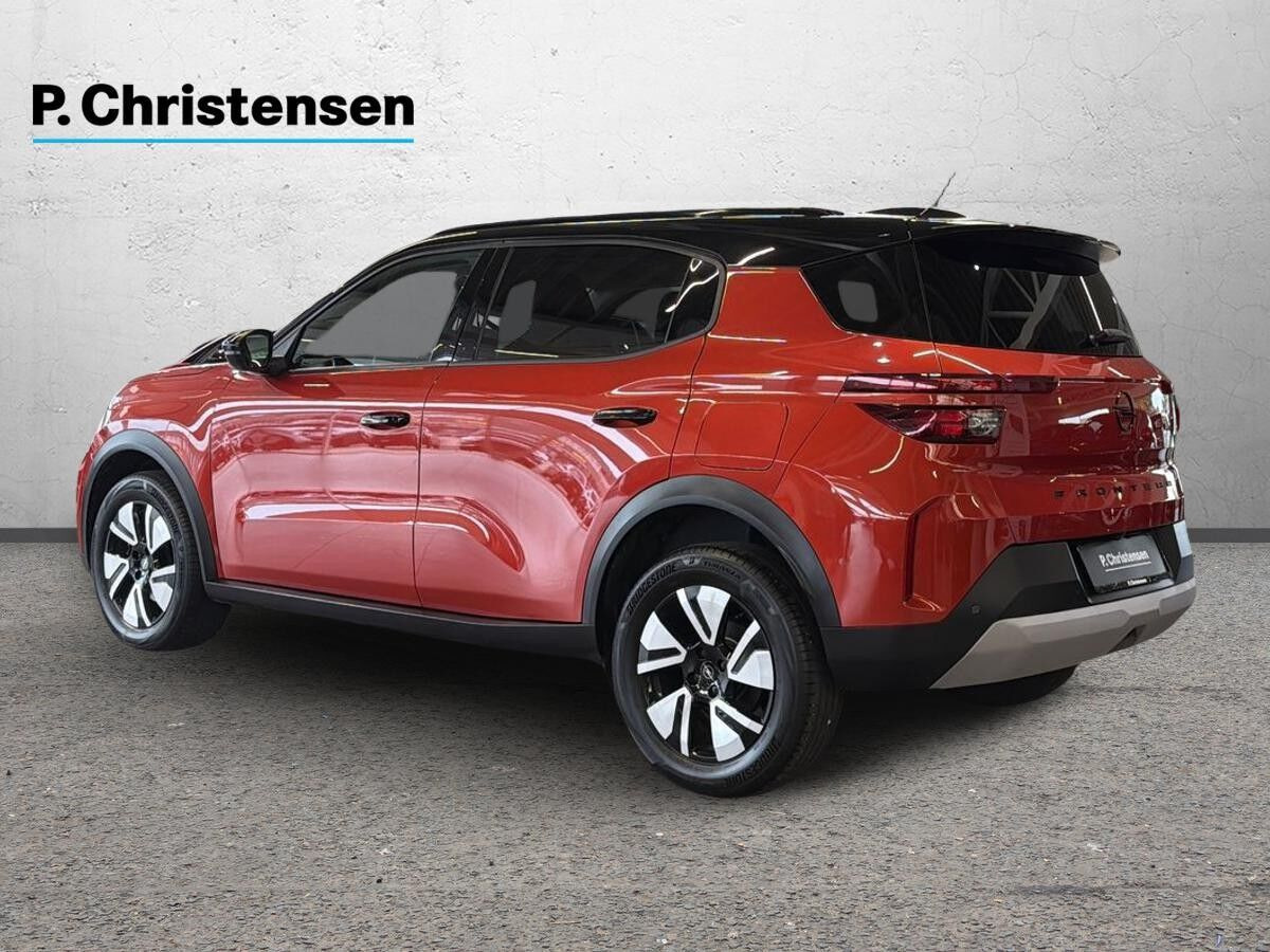 Orange Opel Frontera fra 2025