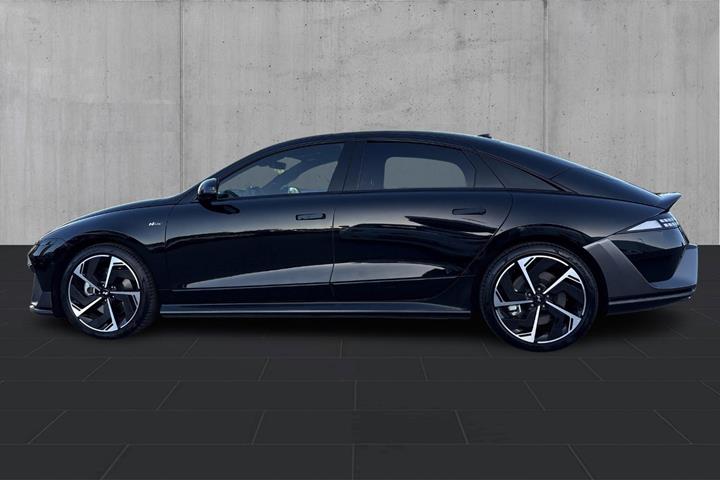 Sort Hyundai Ioniq 6 fra 2026
