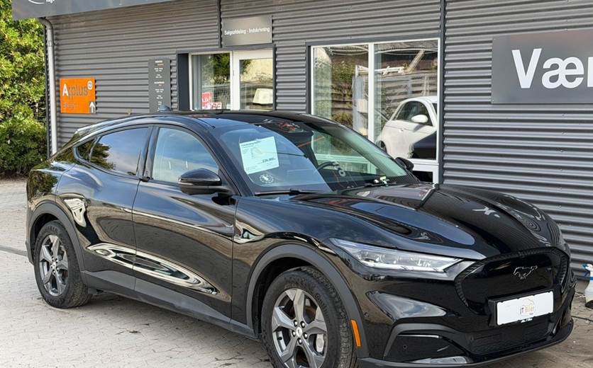 Ford Mustang Mach-E 70 Standard Range