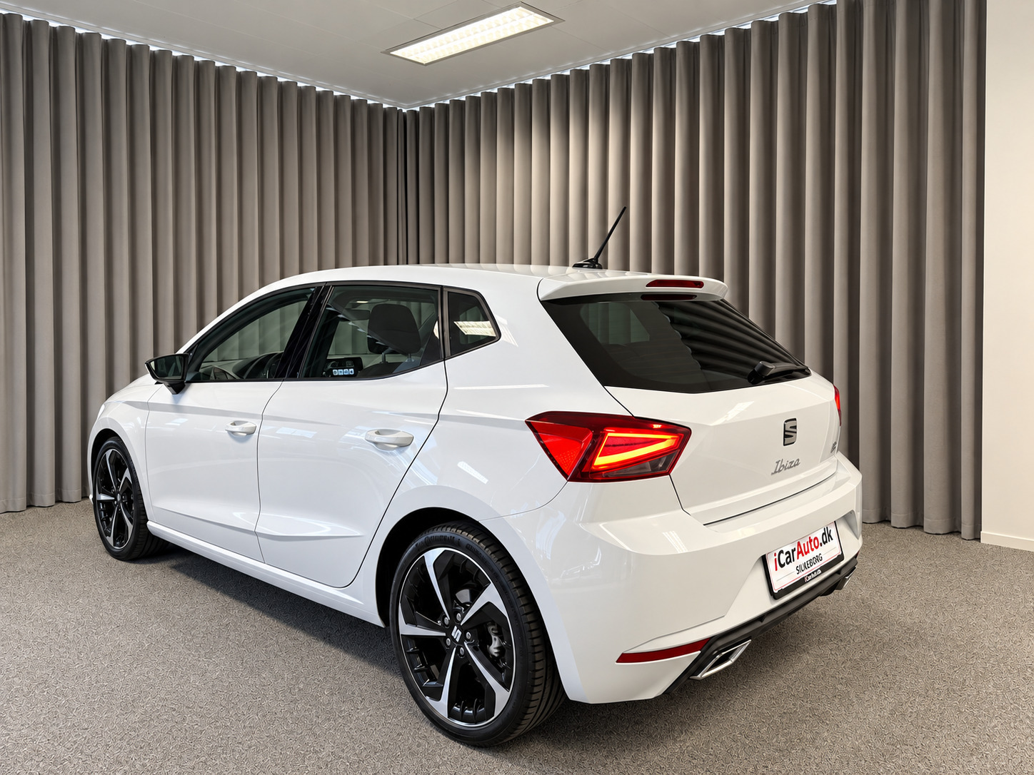 Hvid Seat Ibiza fra 2022