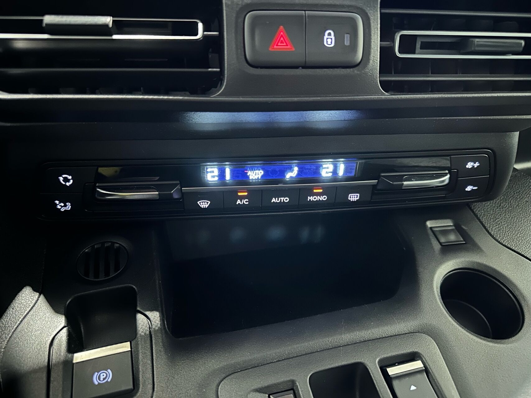 Hvid Citroën ë-Berlingo fra 2022