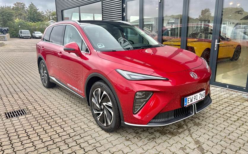 MG MGS6 Electric Long Range Luxury 245HK 5d Aut.