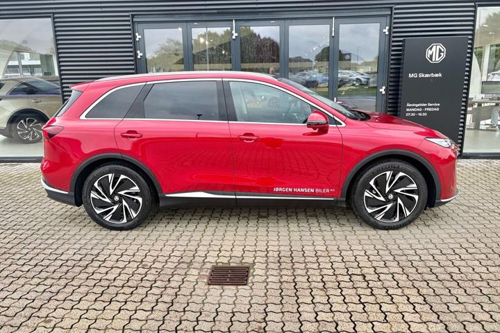 Rød MG MGS6 Electric fra 2026