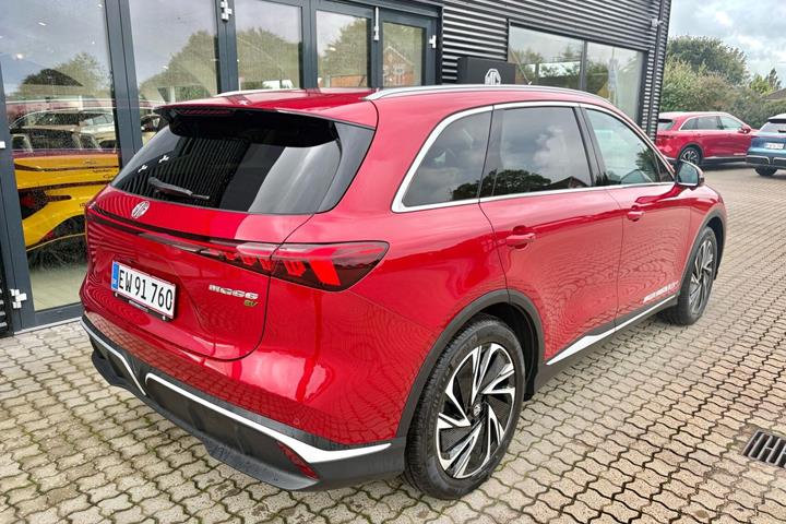 Rød MG MGS6 Electric fra 2026
