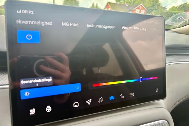 Rød MG MGS6 Electric fra 2026