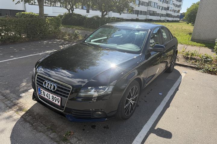 undefined Audi A4 fra 2010
