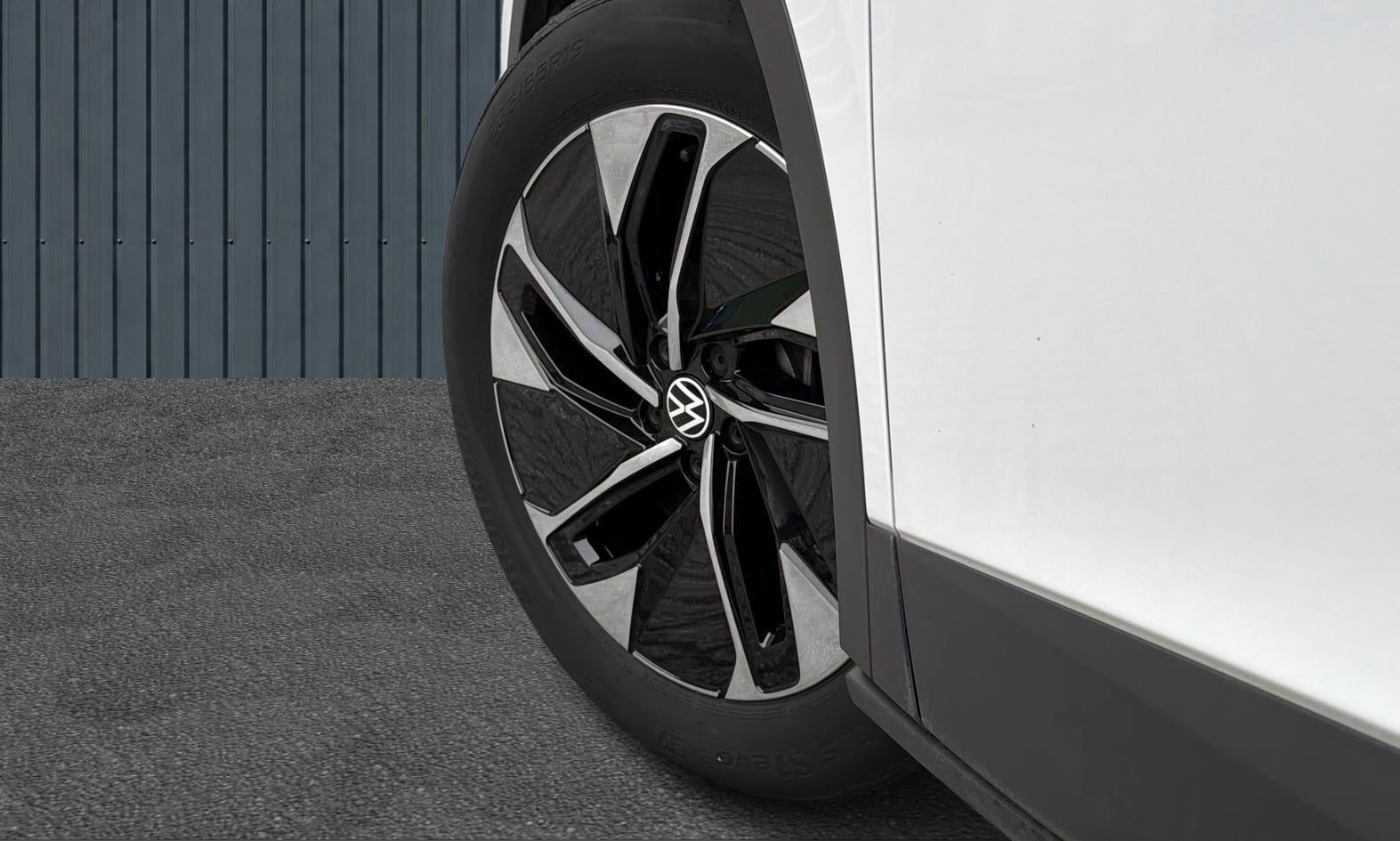 Hvid VW ID.4 fra 2023
