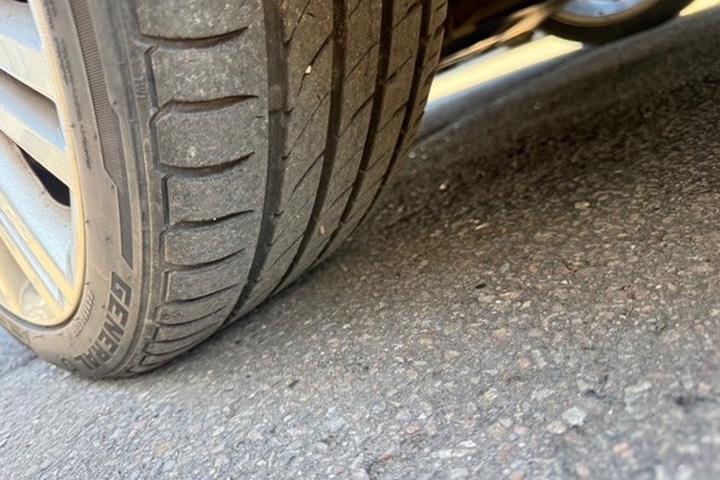 Blå VW Polo fra 2016