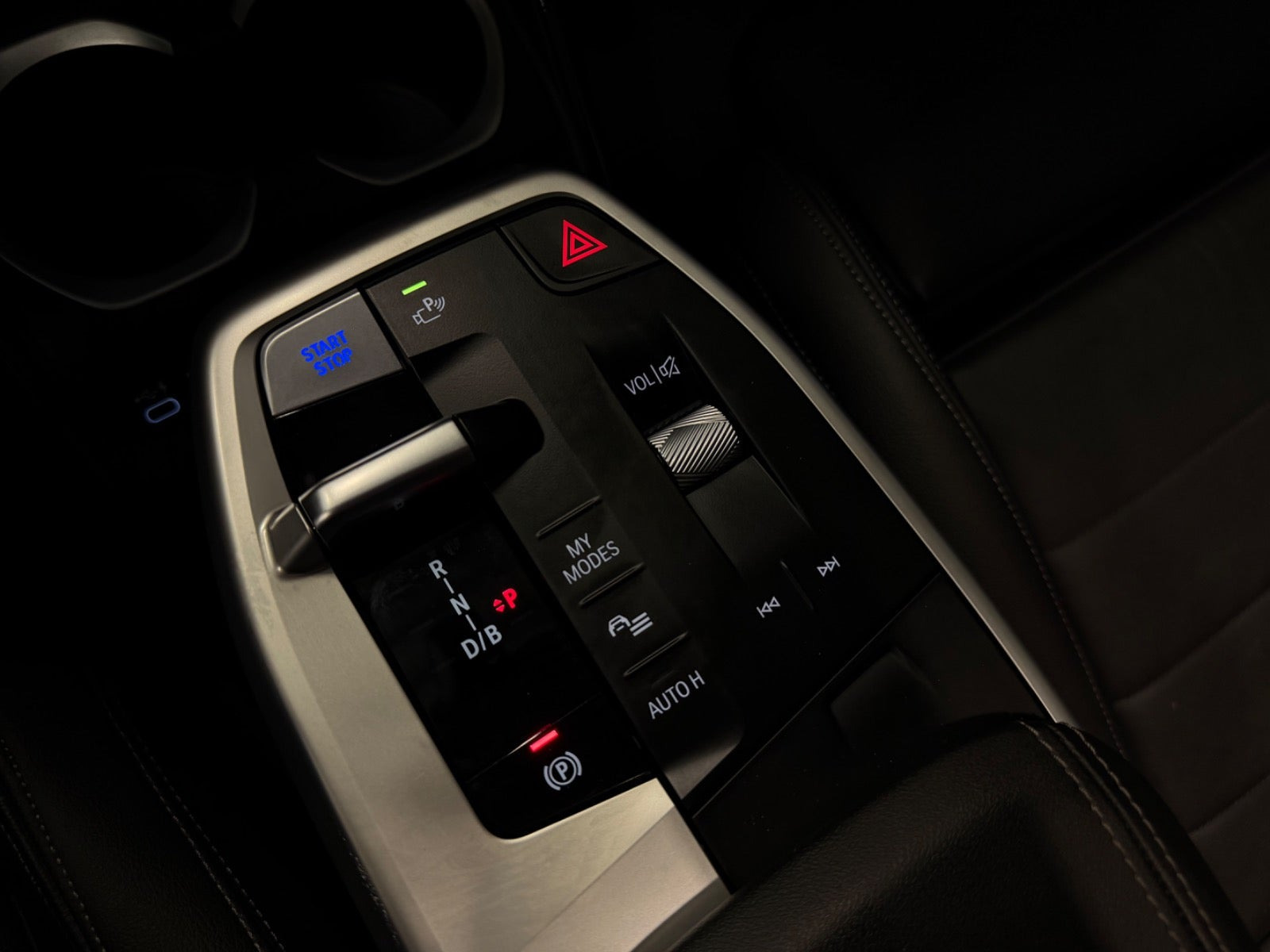 Sort BMW iX1 fra 2023