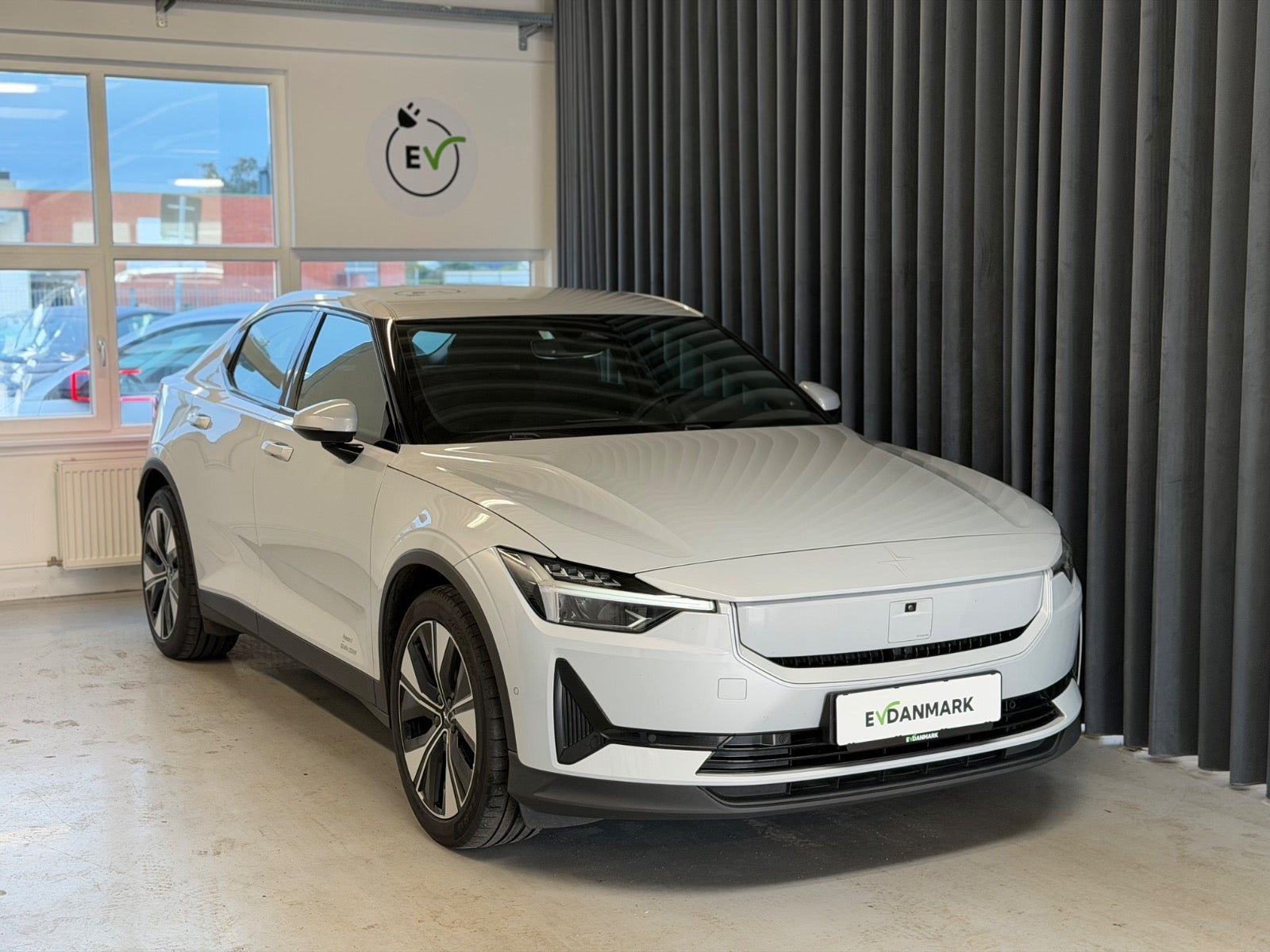 Polestar 2 Long Range