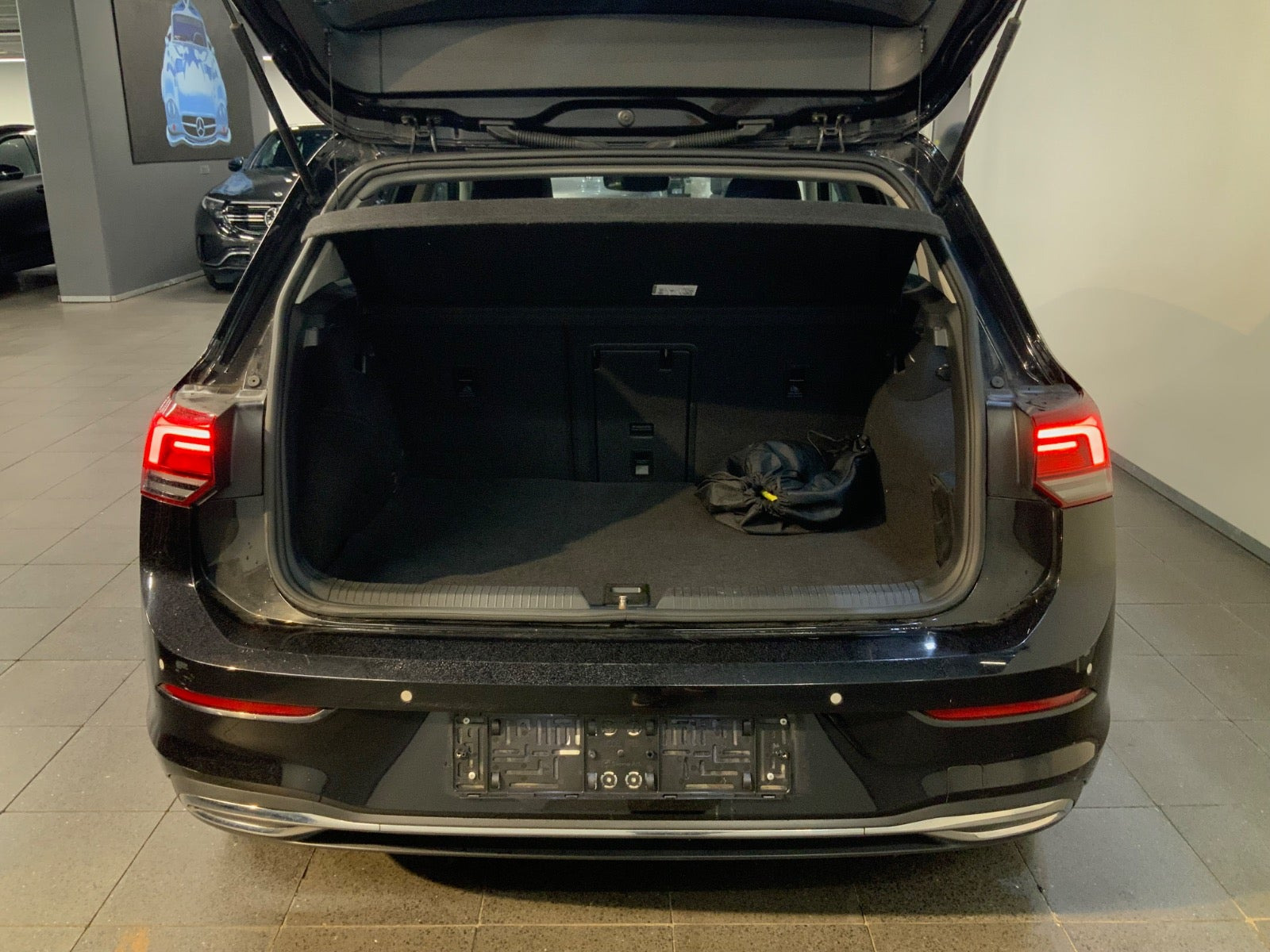 Sort VW Golf VIII fra 2021