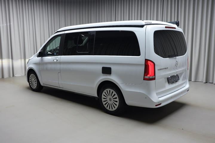 Hvid Mercedes V250 d fra 2021