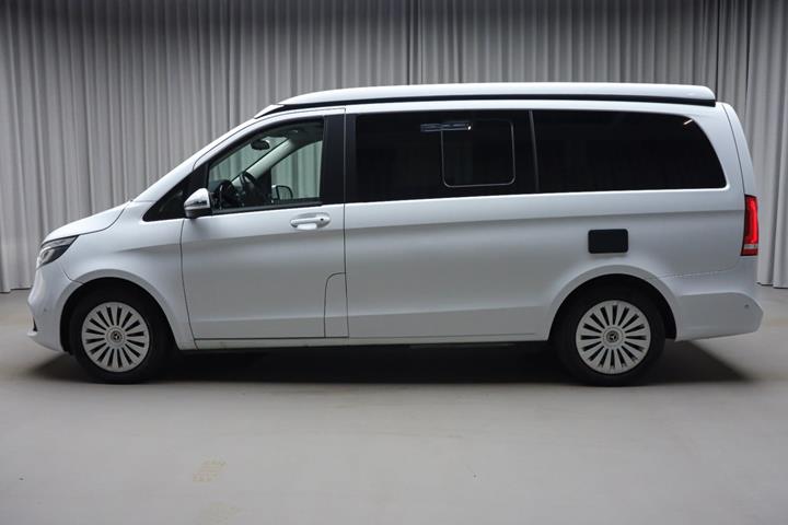 Hvid Mercedes V250 d fra 2021