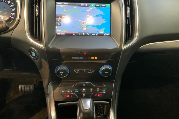 Sort Ford S-MAX fra 2015