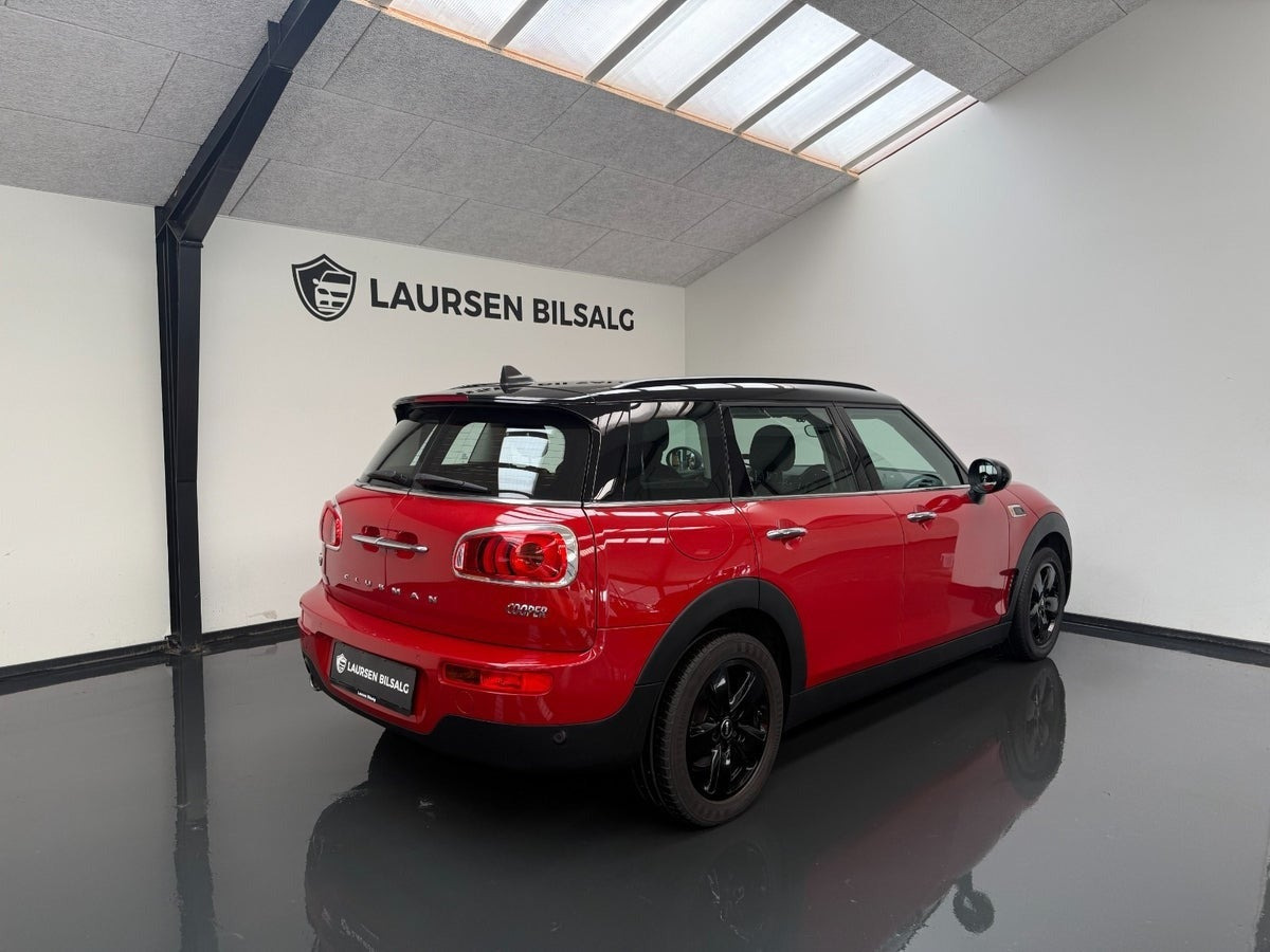 Rød Mini Clubman Cooper fra 2016