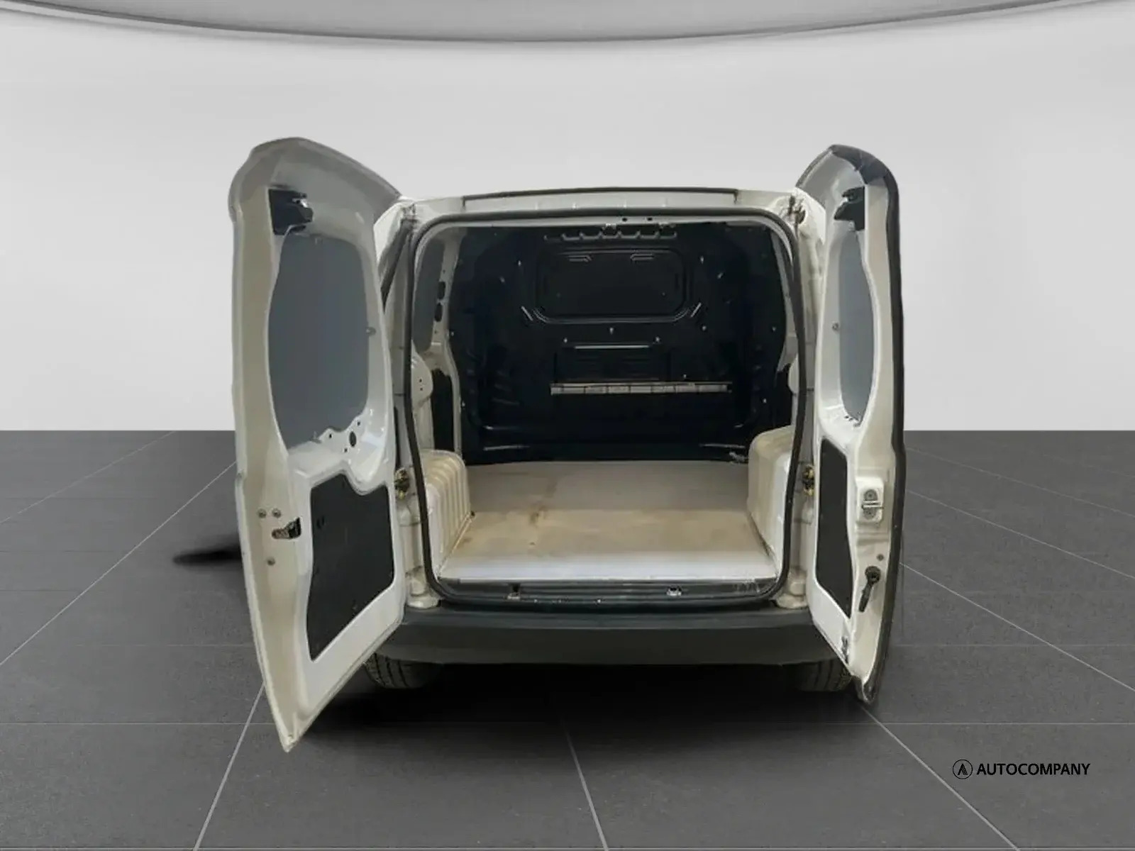 Hvid Fiat Fiorino fra 2022