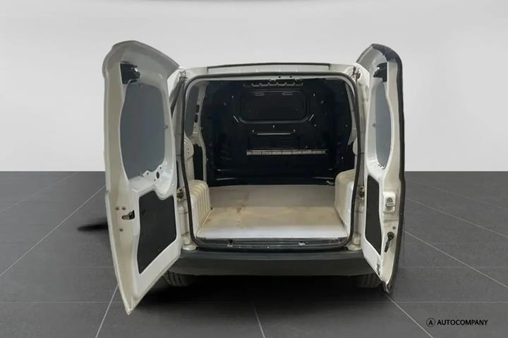 Hvid Fiat Fiorino fra 2022