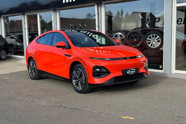 Orange Xpeng G6 fra 2024