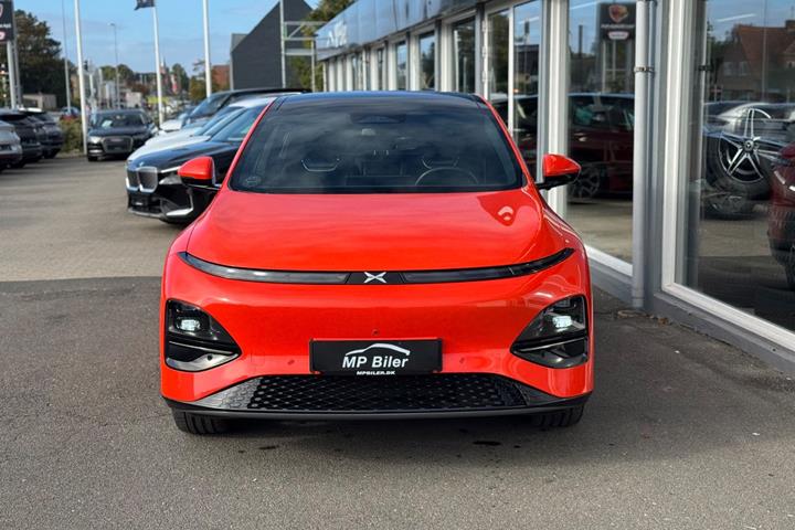 Orange Xpeng G6 fra 2024