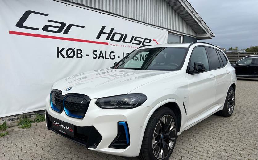 BMW iX3 Charged Plus M-Sport