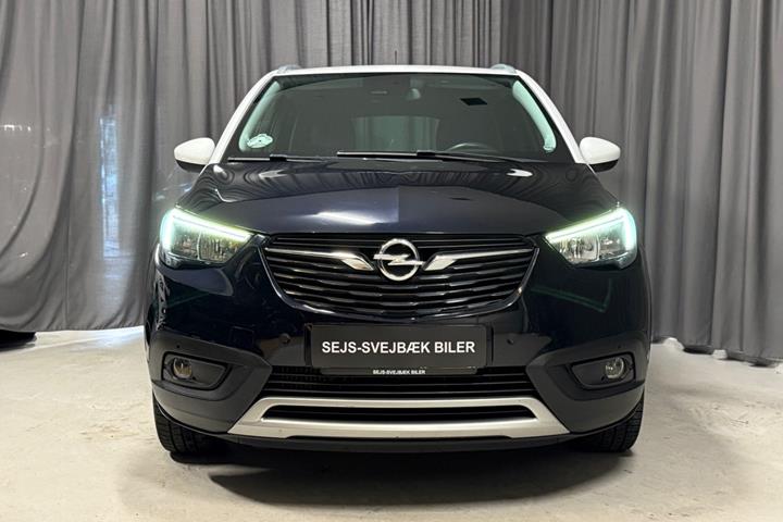 Blå Opel Crossland X fra 2019