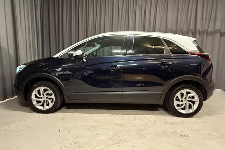Blå Opel Crossland X fra 2019