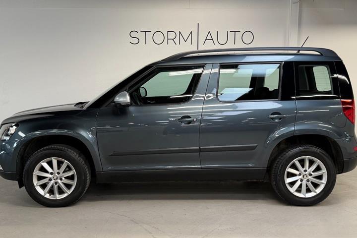 Hvid Skoda Yeti Outdoor fra 2017 set udefra