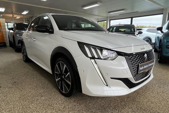 Hvid Peugeot e-208 fra 2021