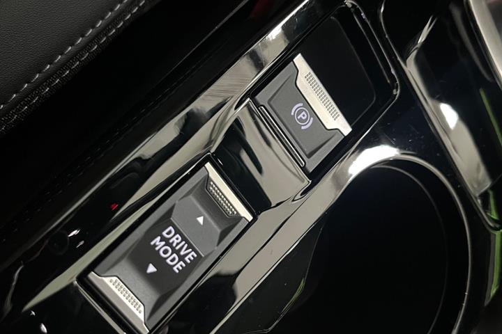 Hvid Peugeot e-208 fra 2021
