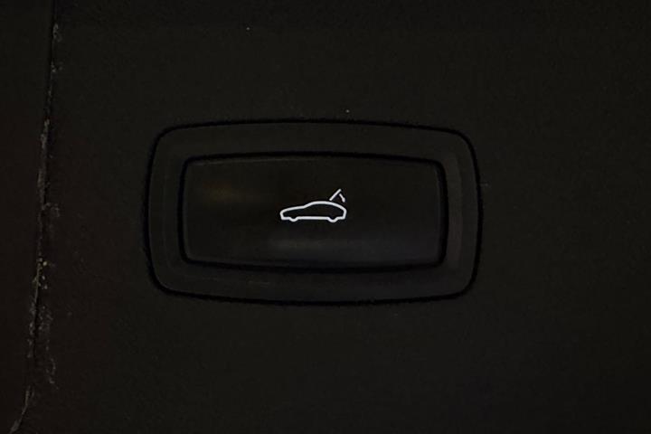 Hvid Porsche Cayenne fra 2017