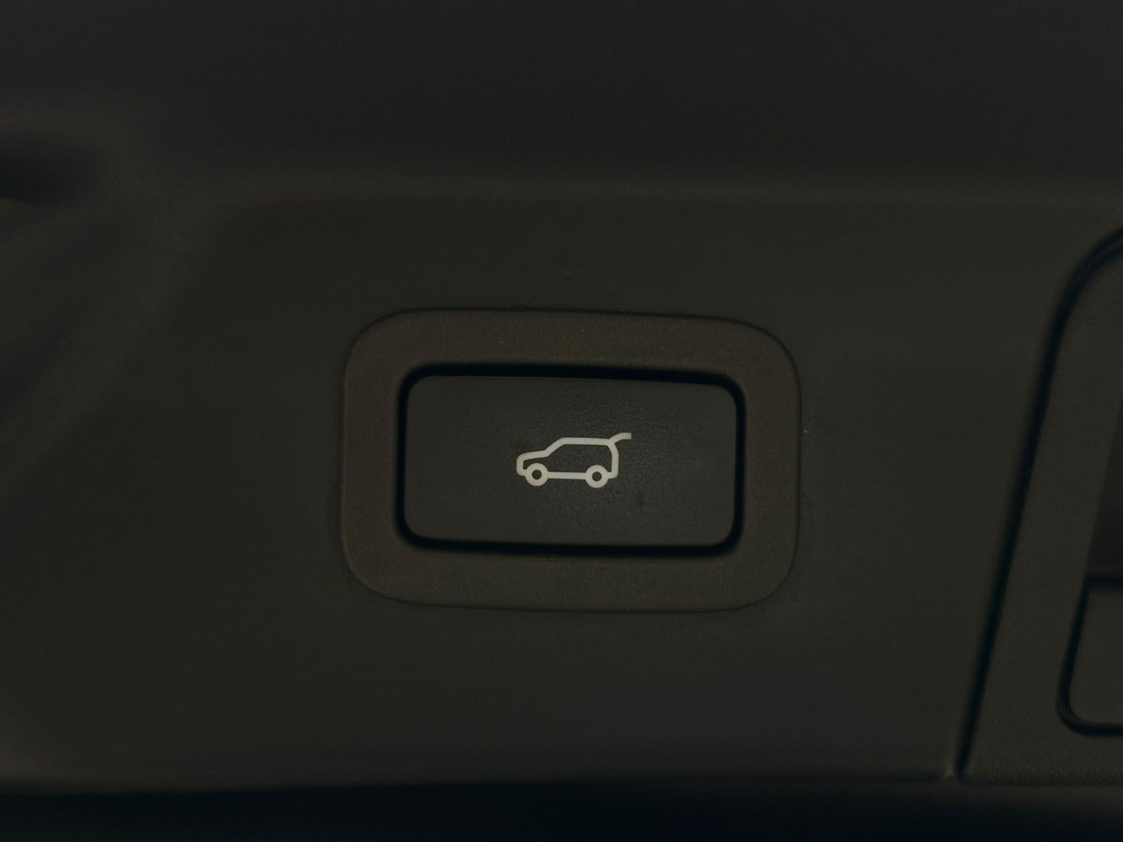 Grå Land Rover Range Rover Velar fra 2020