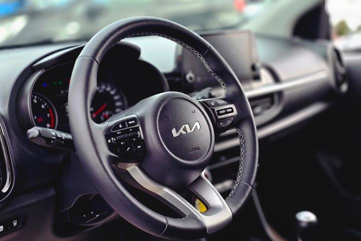Sølv Kia Picanto fra 2022