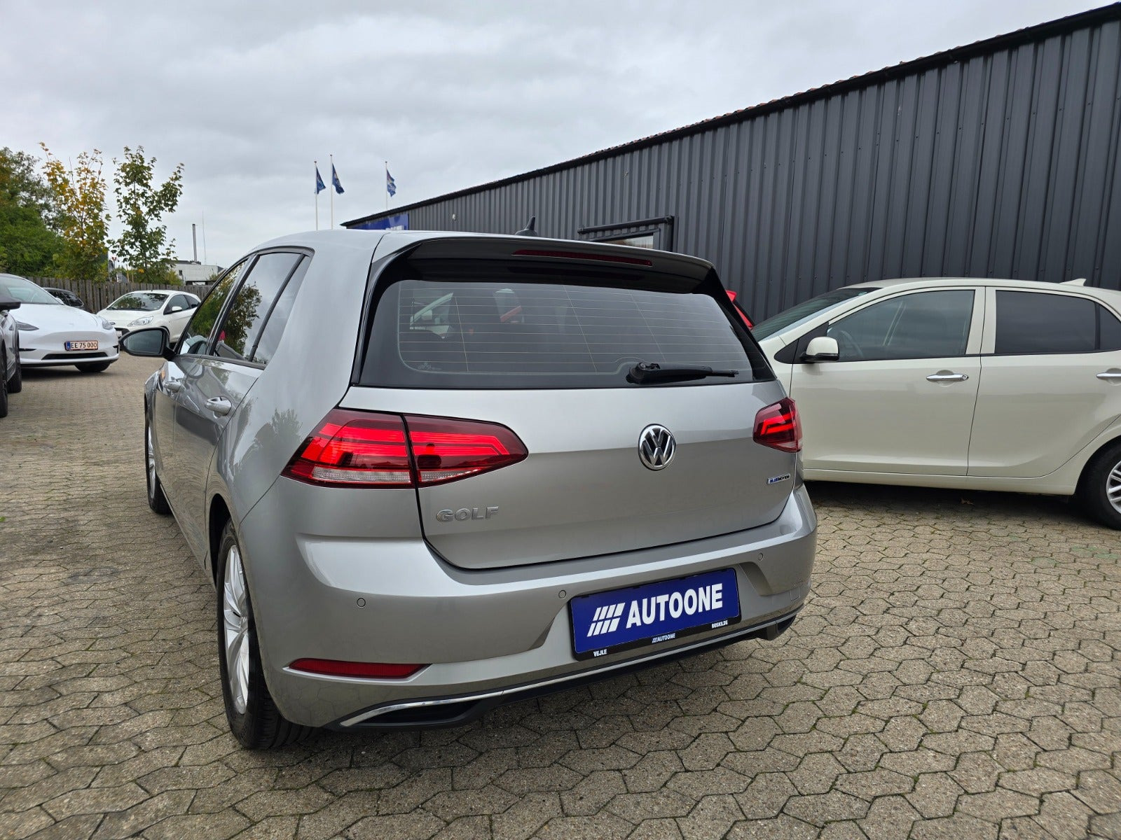 Sølv VW Golf VII fra 2018