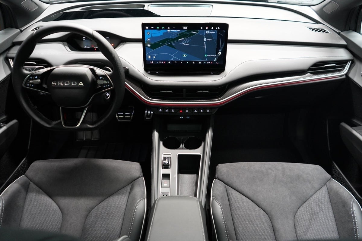 Sort Skoda Enyaq fra 2026