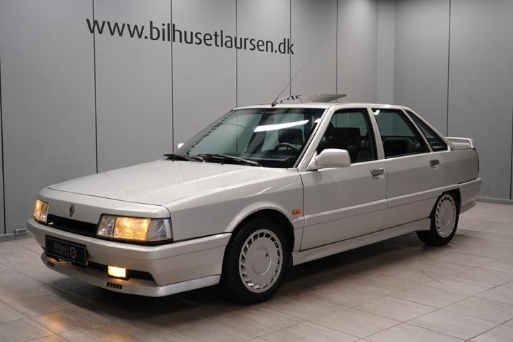 Sølv Renault 21 fra 1988