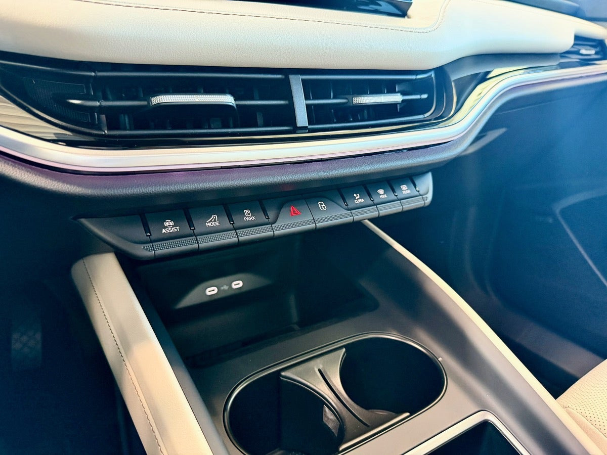 Sølv Skoda Enyaq fra 2026