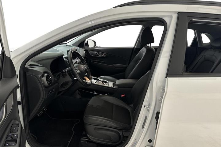 Hvid Hyundai Kona fra 2021