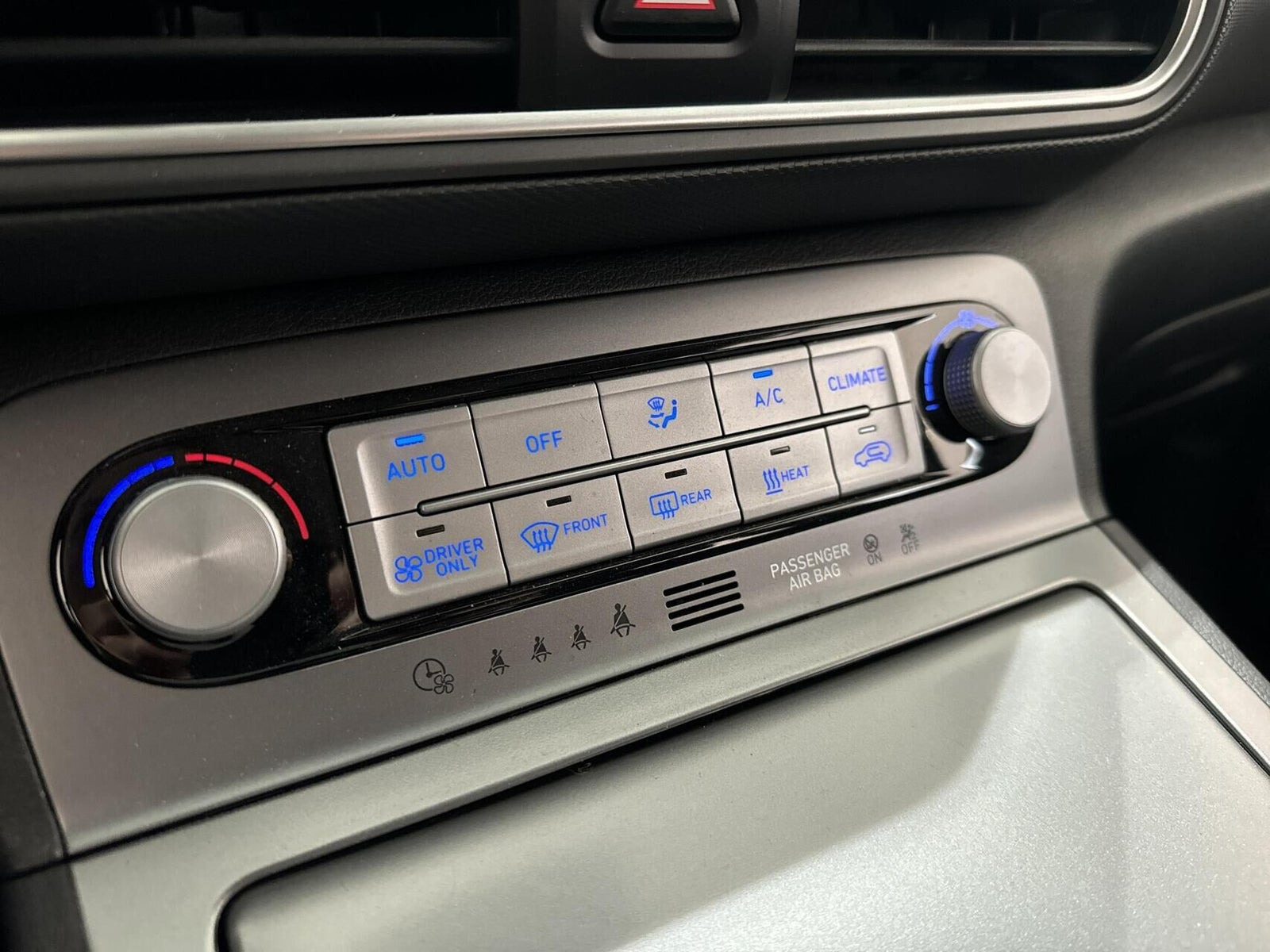 Hvid Hyundai Kona fra 2021