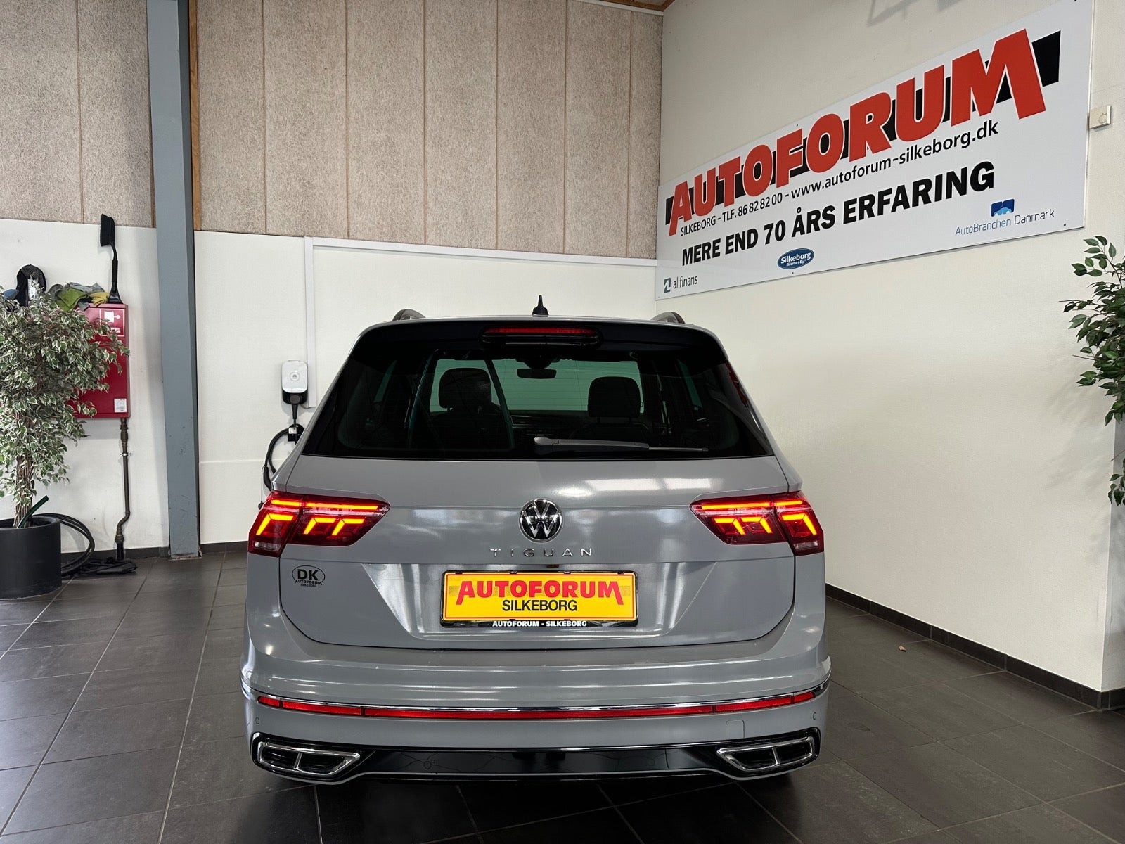 Sort VW Tiguan fra 2023