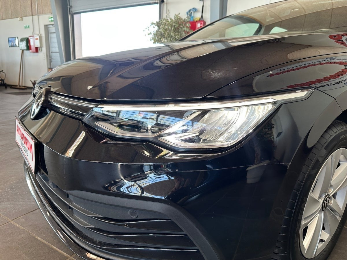 Sort VW Golf VIII fra 2021